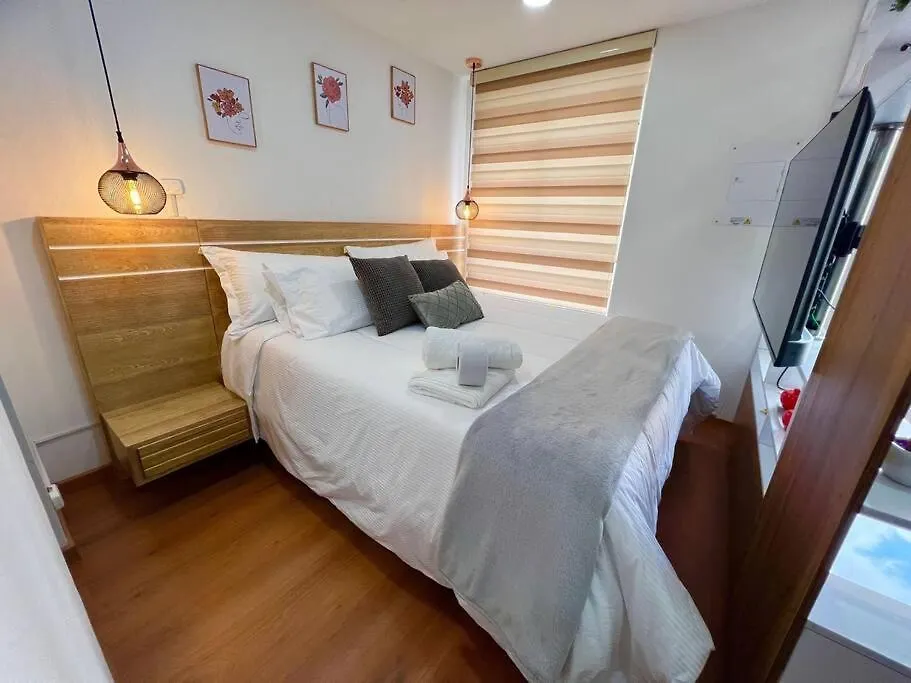 Bogota Downtown, Candelaria Loft, Monserrate View! Apartment