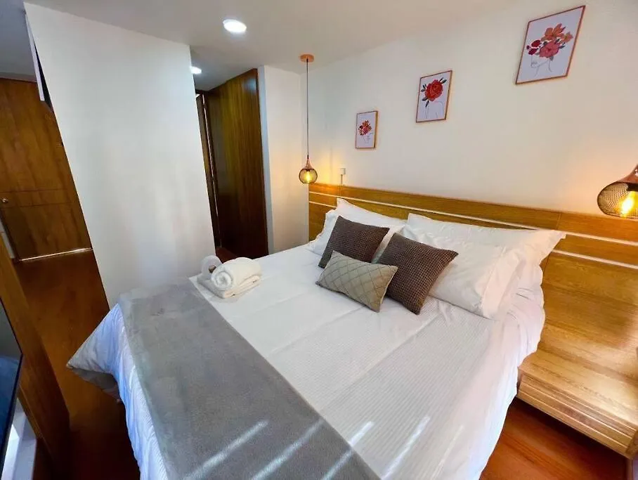 Apartment Bogota Downtown, Candelaria Loft, Monserrate View!